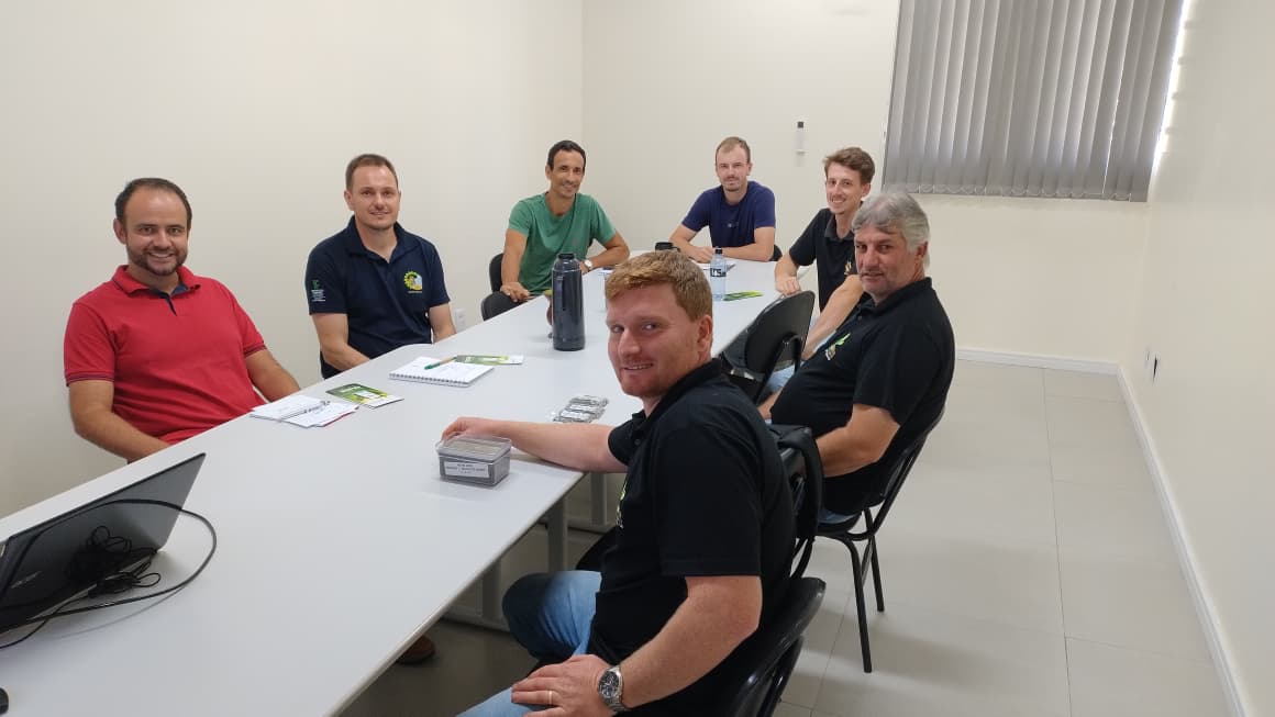 Foto reunião Nutrosolo