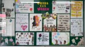 Inglês com significado: estudantes refletem sobre o papel das mulheres na sociedad Click to enlarge image 1.png