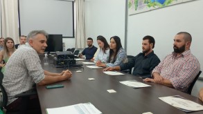 Formandos de Agronomia e ADS colam grau em gabinete Formandos de Agronomia e ADS colam grau em gabinete